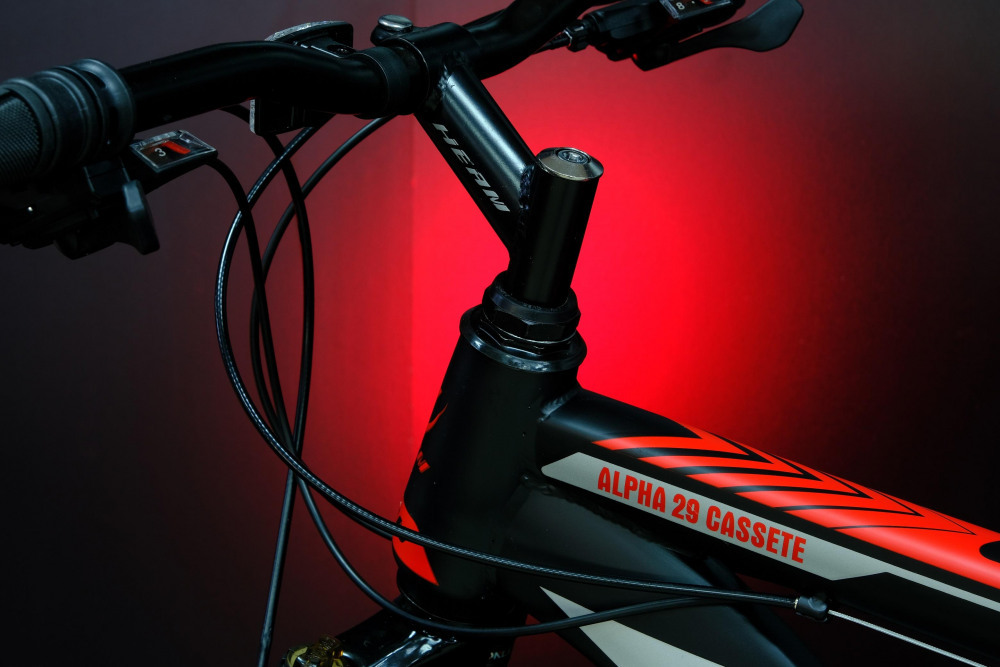 HEAM ALPHA 29 Cassete Матовый Чёрный/Красный рама 19 (на рост 171-182)