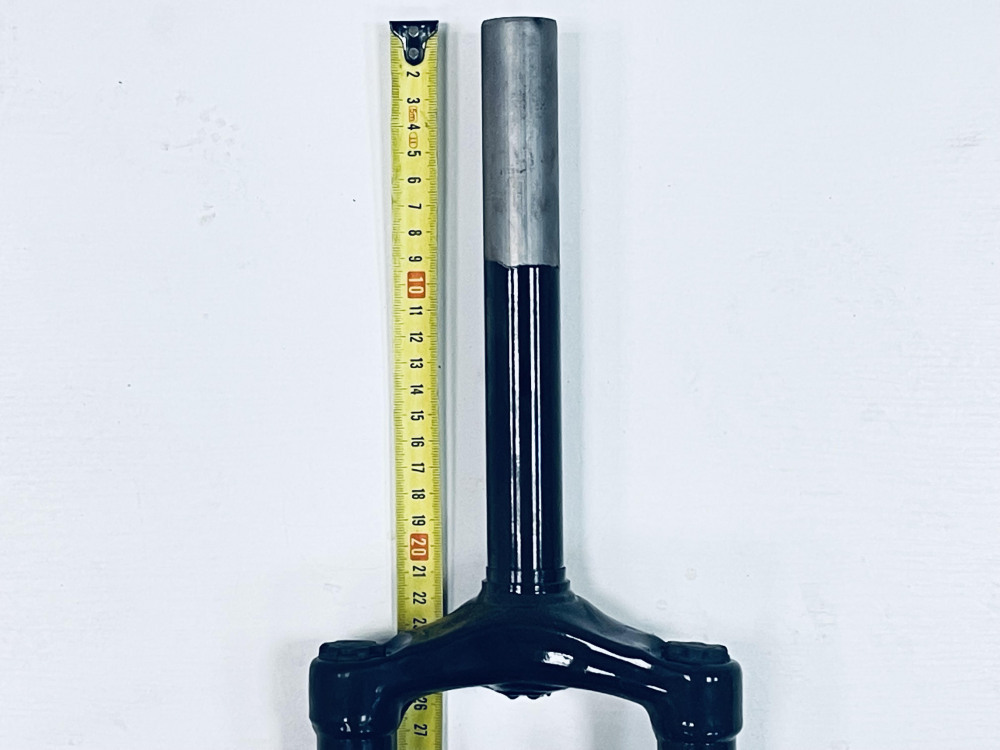 Вилка 26" аморт сталь безрезьбовая 1/8 Disk, код 33171